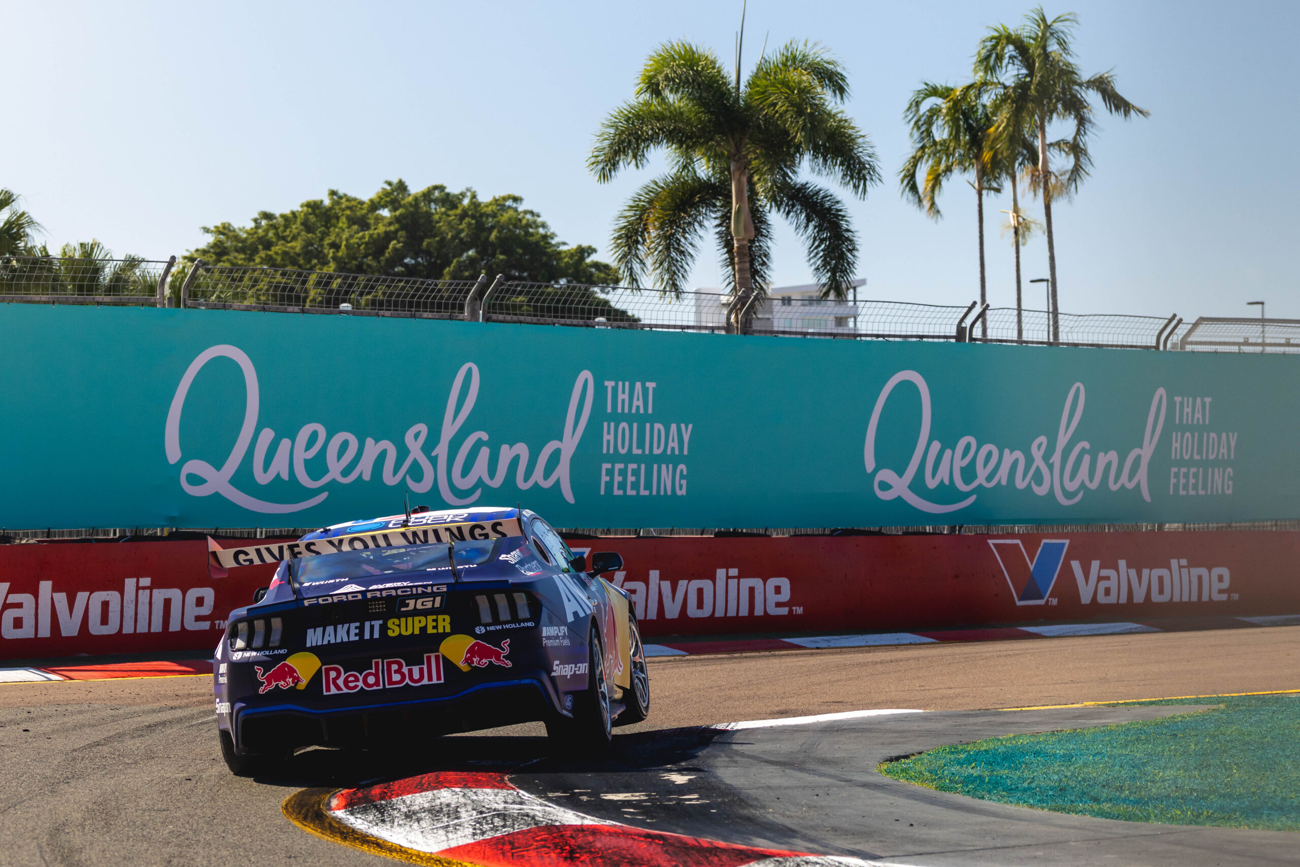Brown Charges From Back of the Grid to Score Points in All Three Townsville Races
